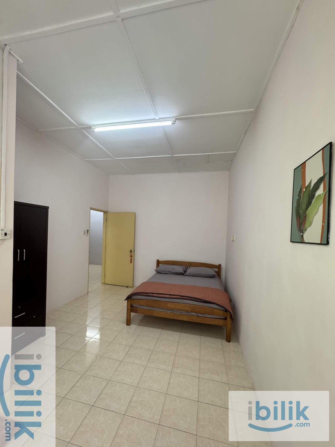 Middle Room To Rent (Ladies Only)  - Image 3