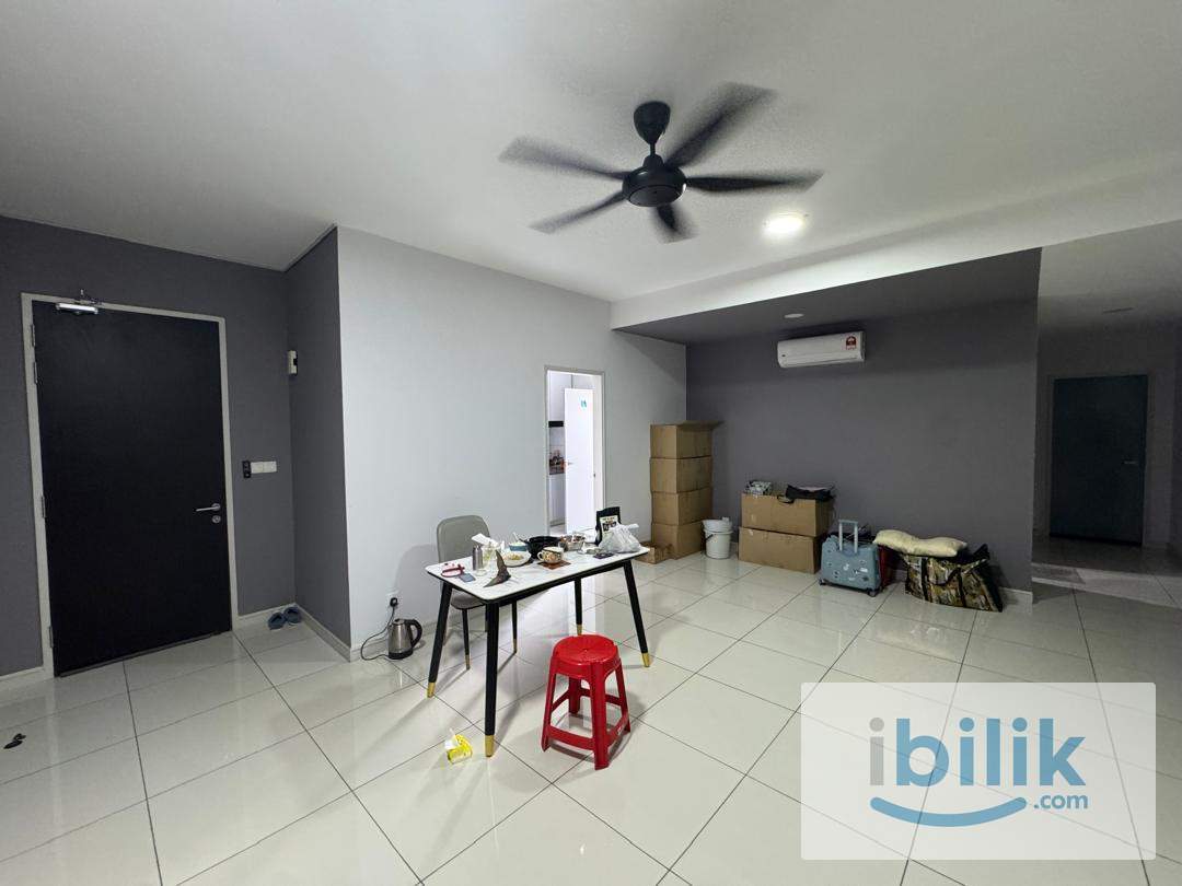 Riana South Balcony room - Image 4