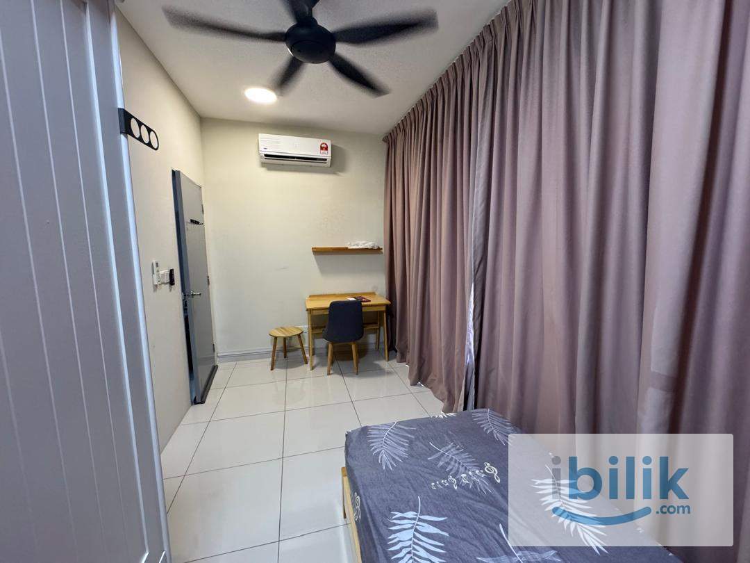 Riana South Balcony room - Image 6