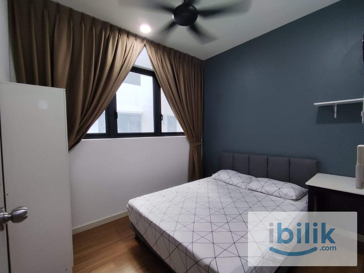 M Vertica medium room - Image 1