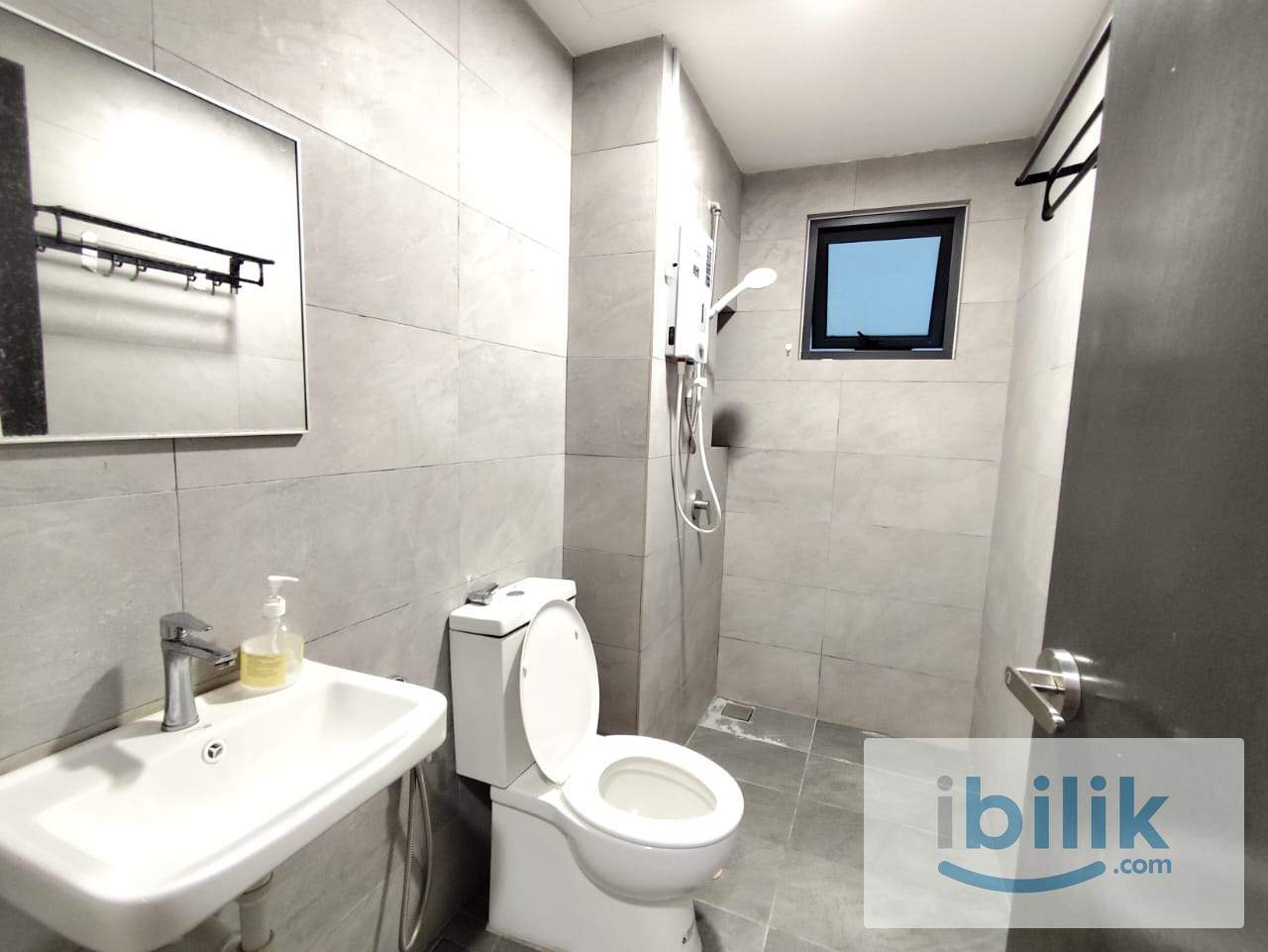 UCSI 2 Master room - Image 6