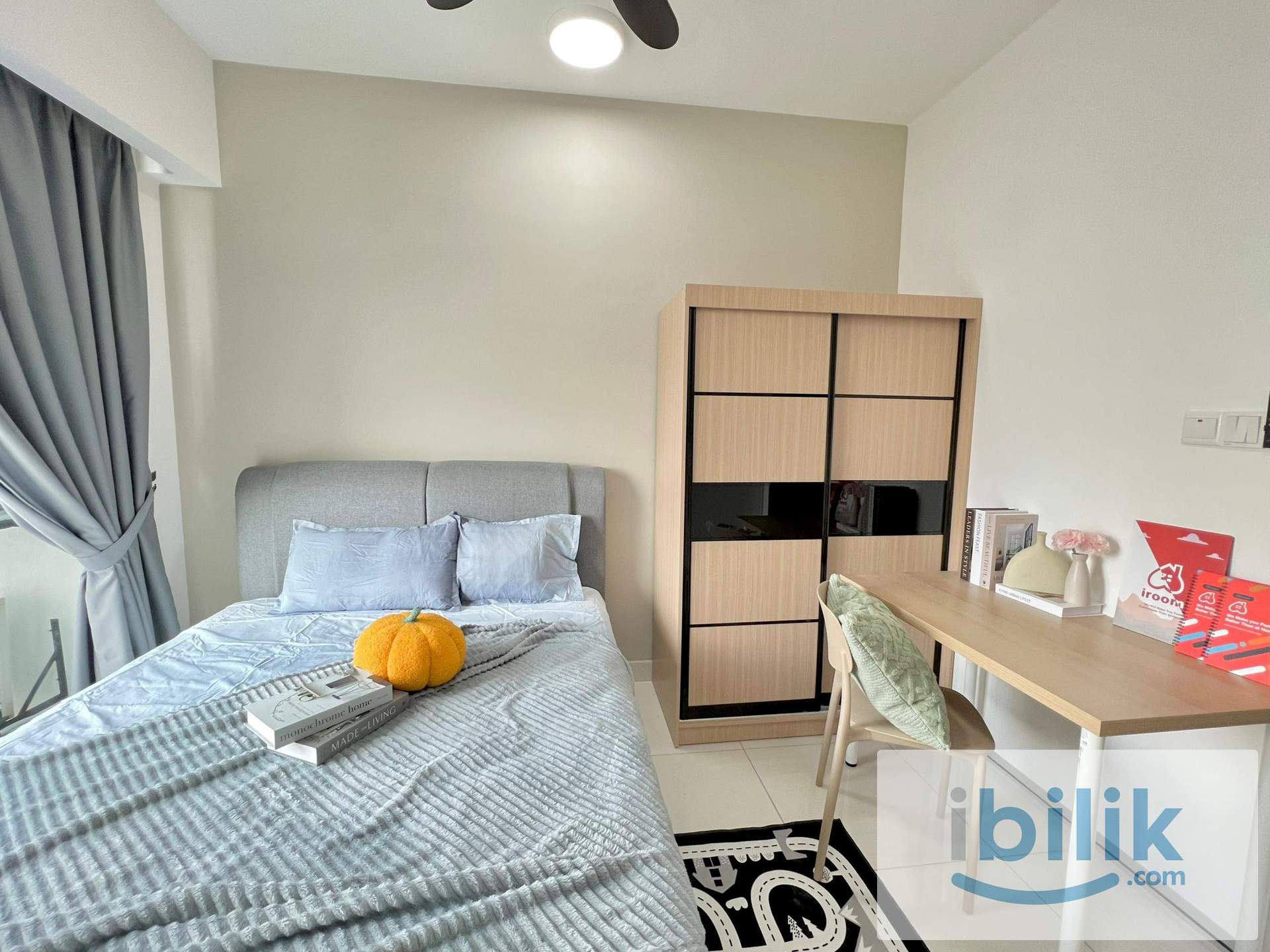 Edumetro Balcony room - Image 6
