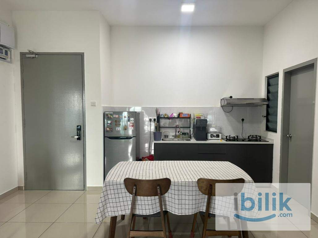 B11 Parkland Cheras MRT Link Bridge | Middle Room for Rent (Female Only) - Image 2