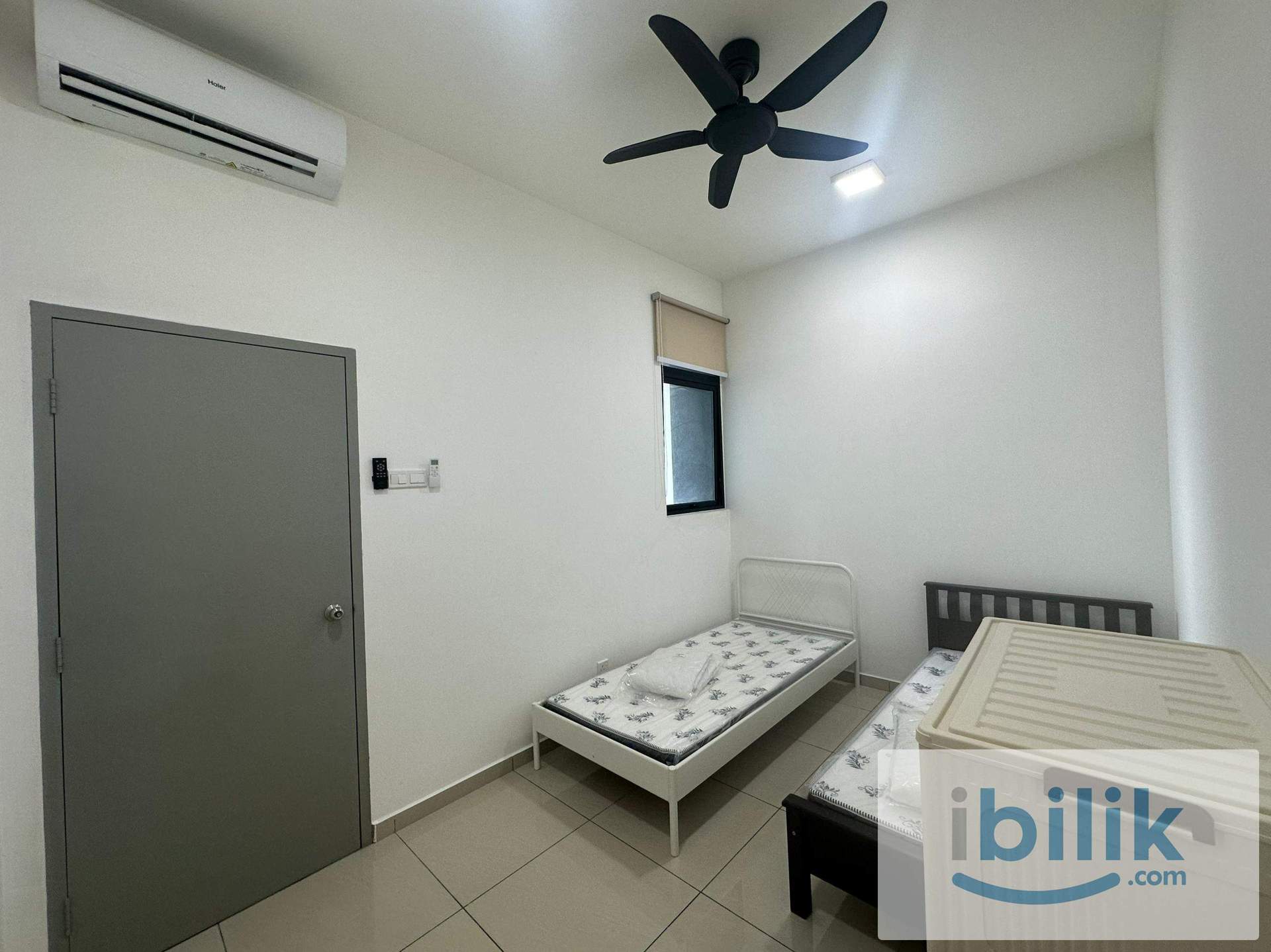 B11 Parkland Cheras MRT Link Bridge | Middle Room for Rent (Female Only) - Image 4