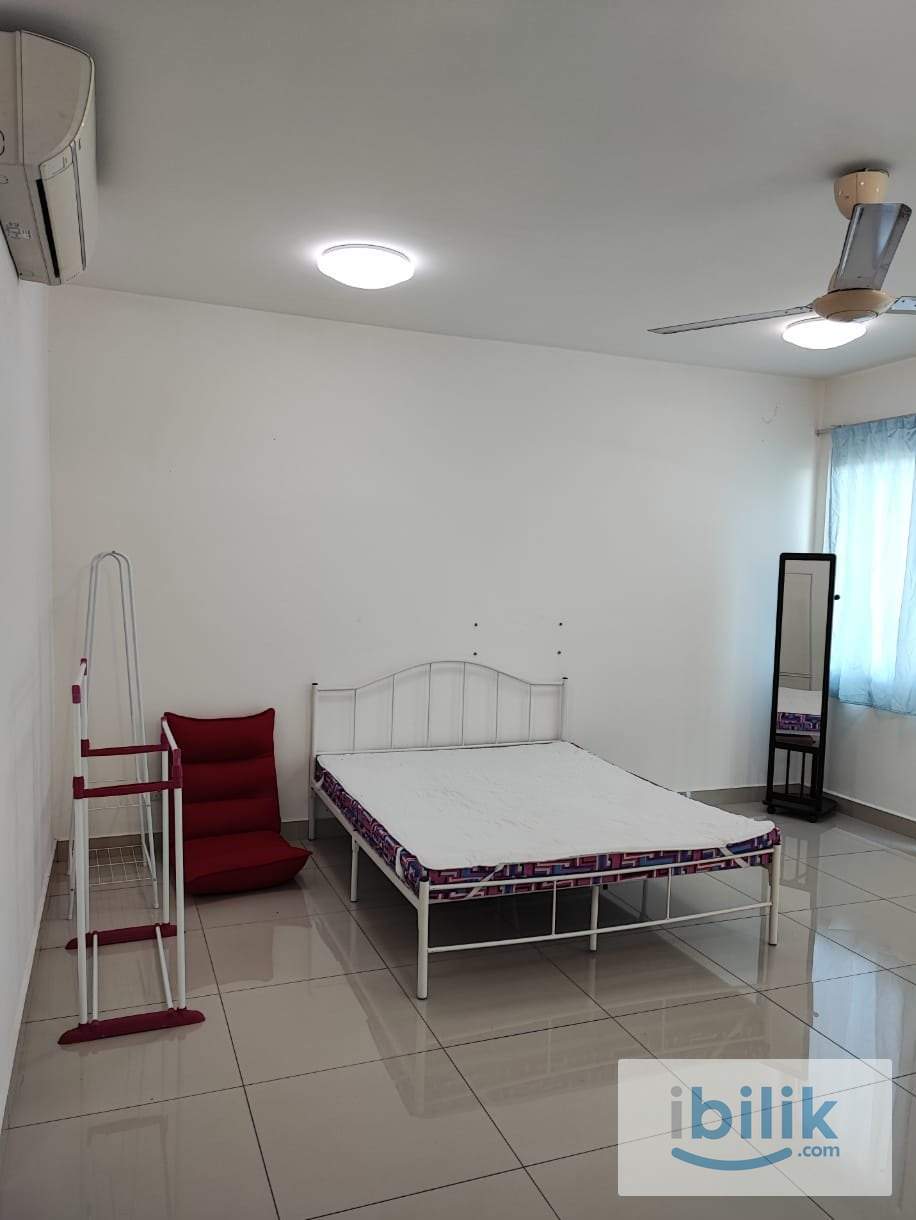 Studio for Rent at Trefoil - Image 1