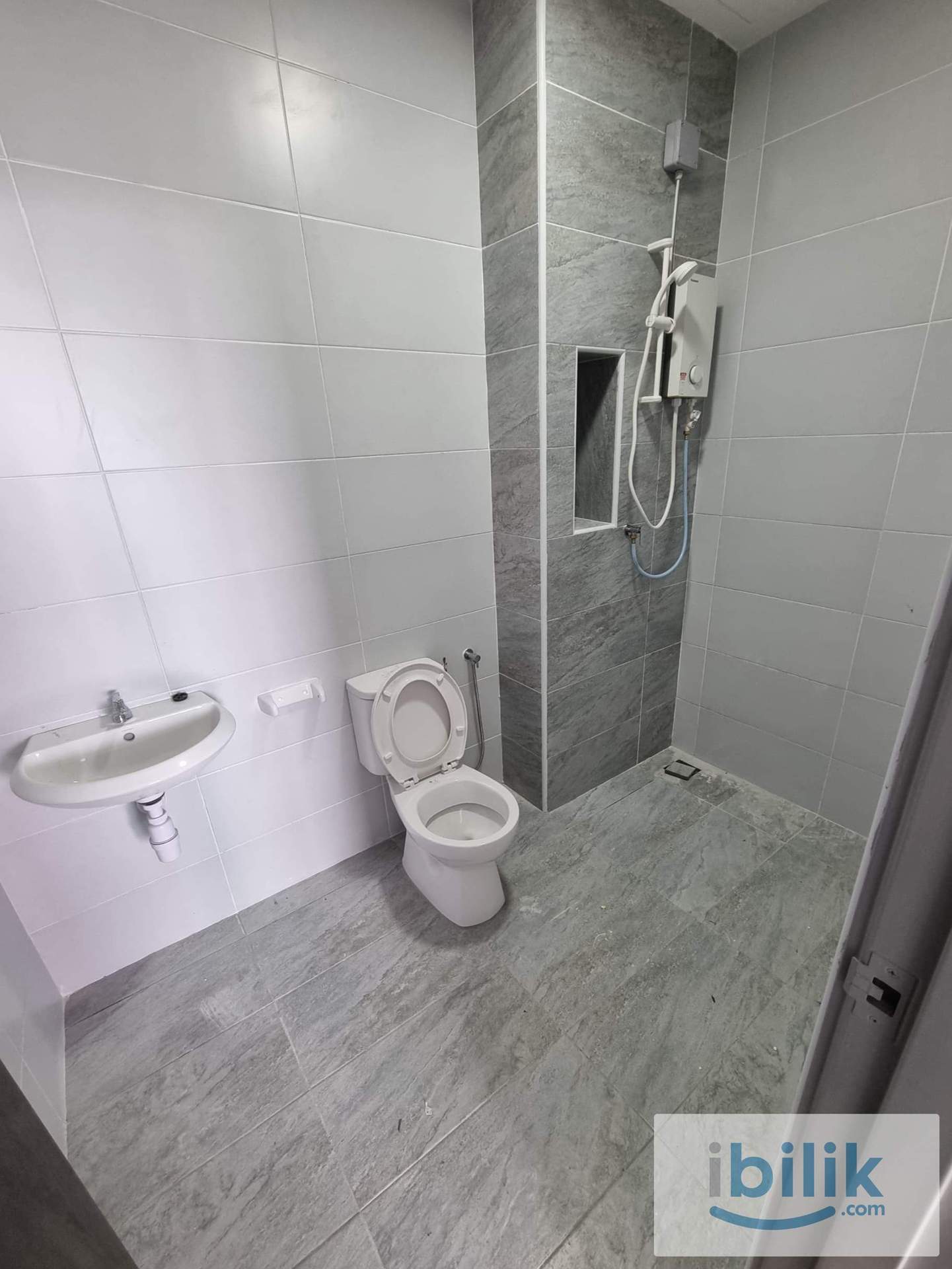 STUDIO at KSL2 Residence - Image 5