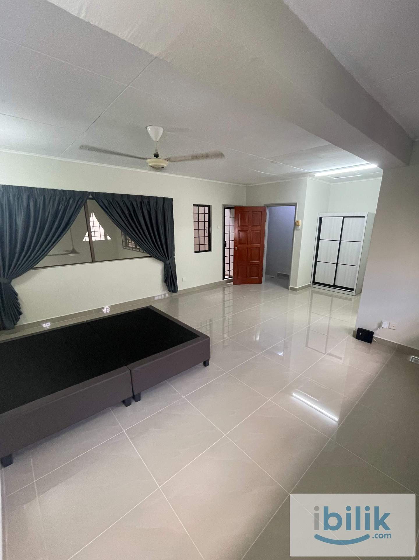 🏡 Spacious 3-Storey Terrace House | Near One Utama✨Petaling Jaya | Easy Access - Image 5