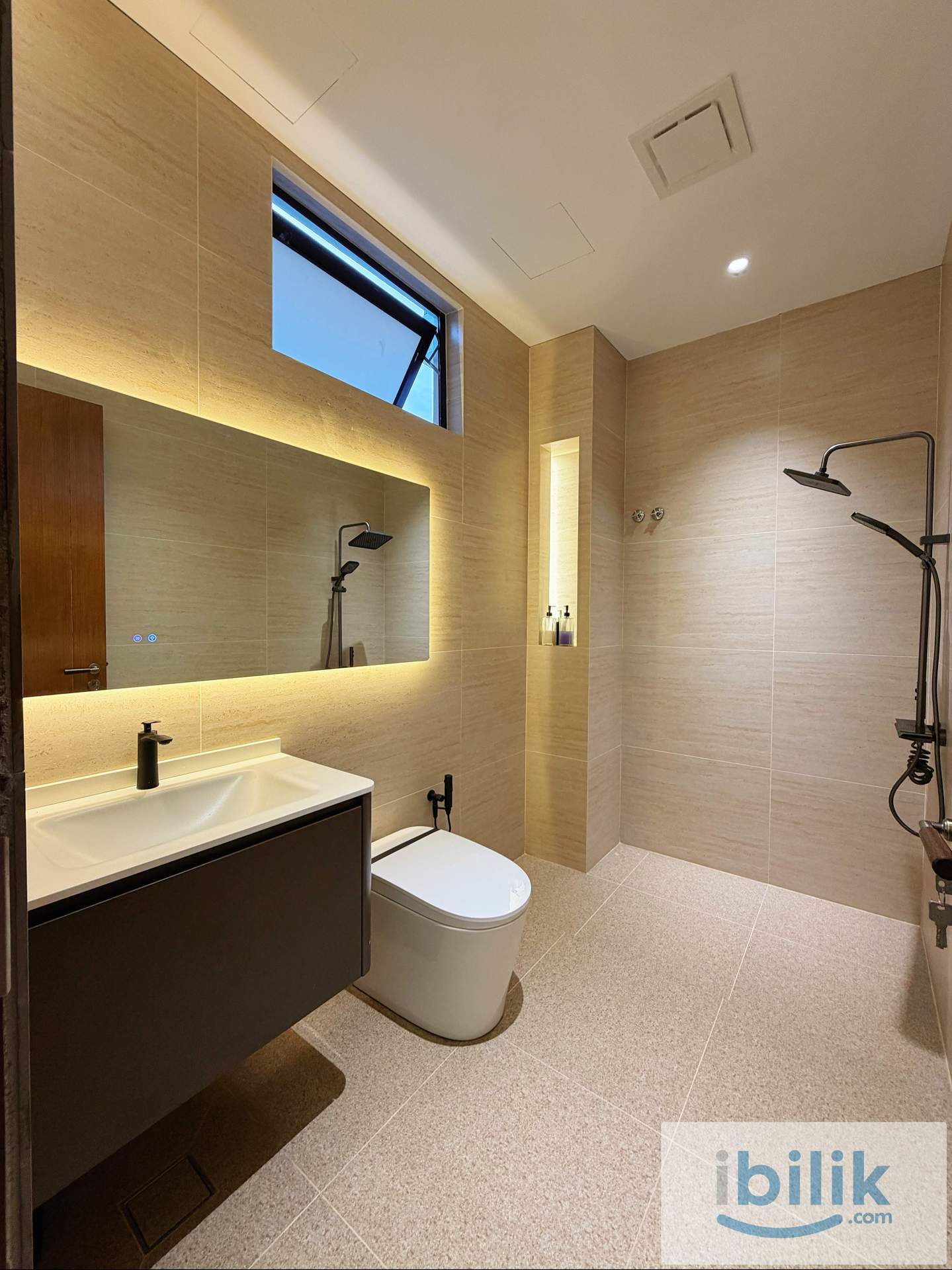 Design Room with Private Bathroom | Walking Distance LRT | Desa Setapak - Image 5