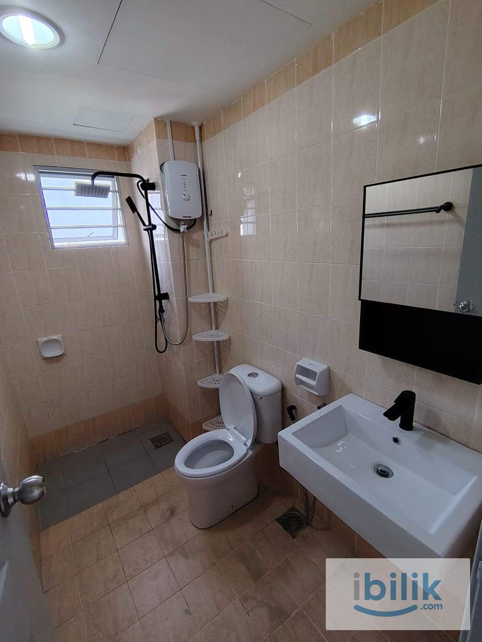 Girls Unit at Sunway Suriamas-Windy High floor, Corner Unblocked - Image 5