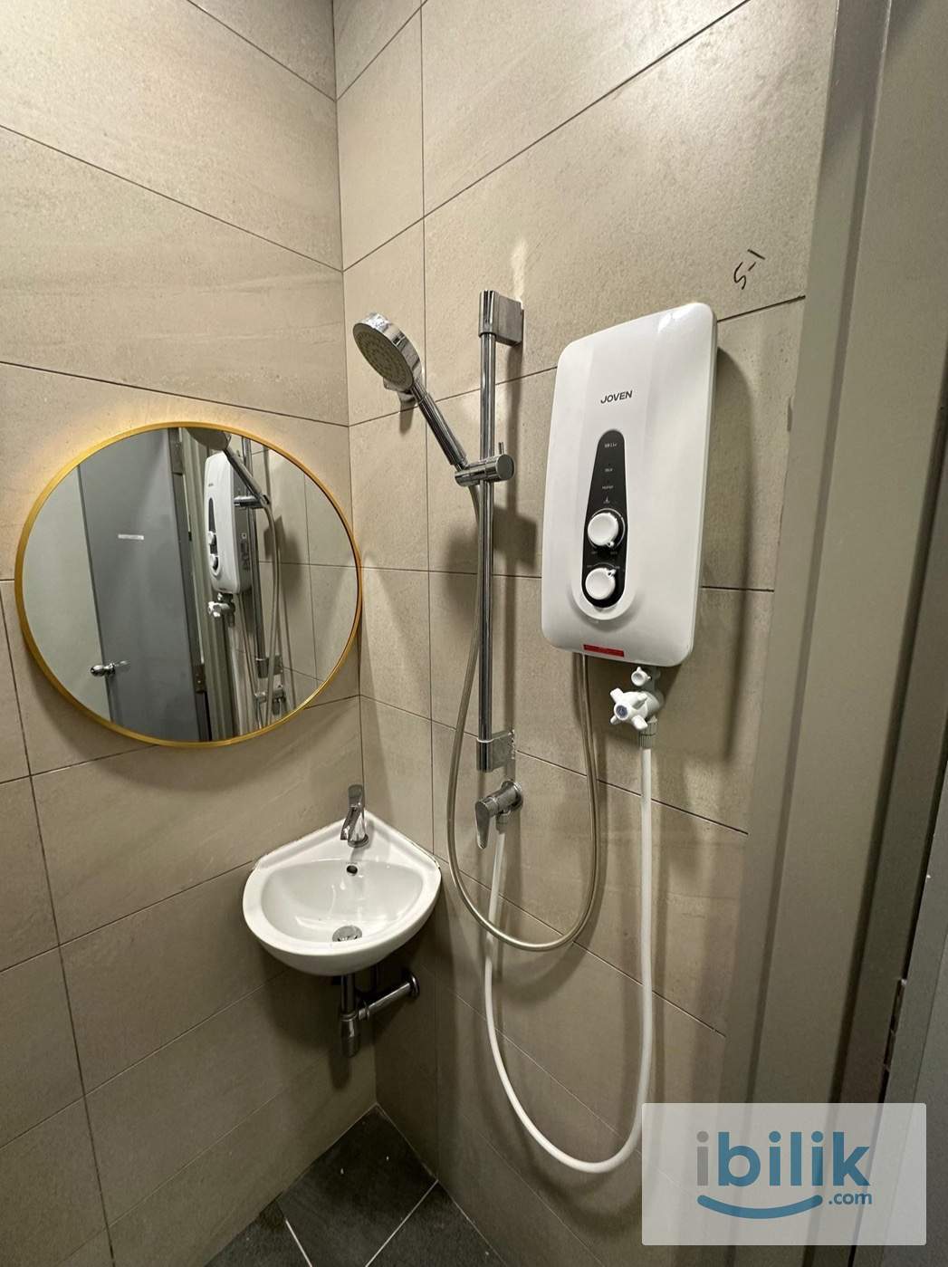 Sunway D7| Master room| Low price  - Image 5