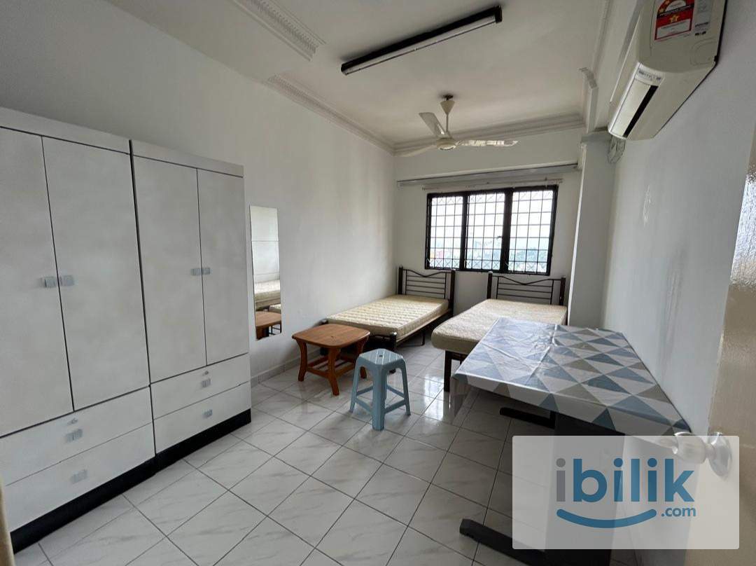 Bukit Jalil Room Vista Komanwel C-16-08 Middle Room For Rent - Image 2