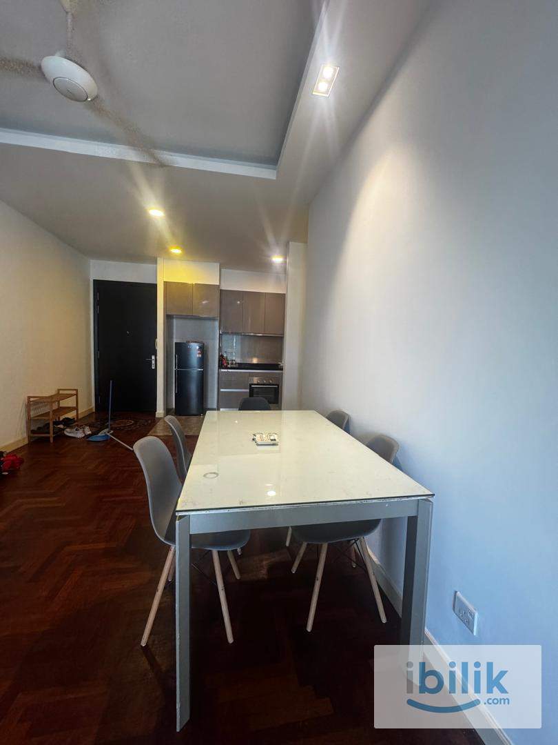 Middle room with private bathroom - Image 4