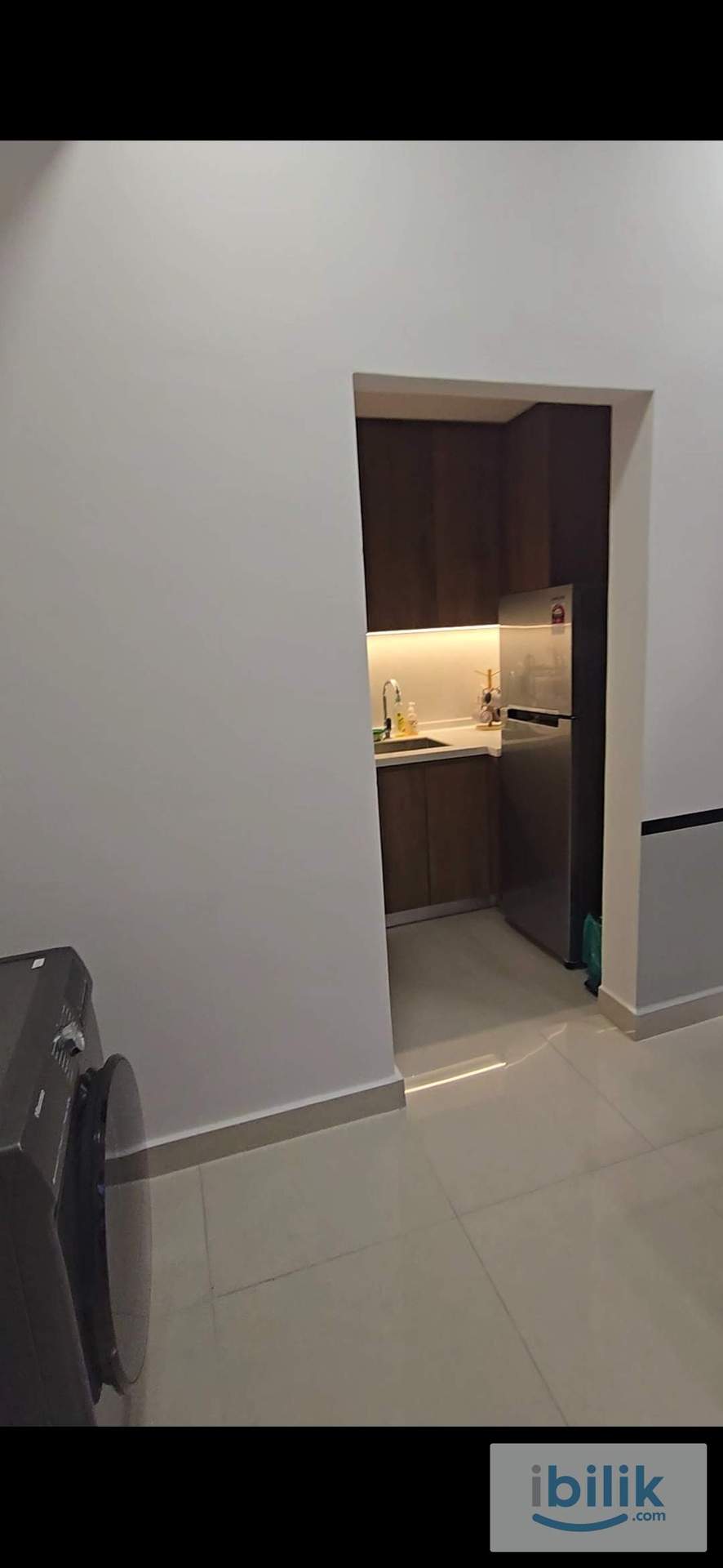 Intermediate Room - Image 4