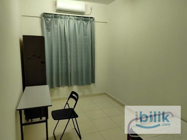 Comfortable Private Room @Taman Scientex Senai - Private Bathroom & AC - Image 1