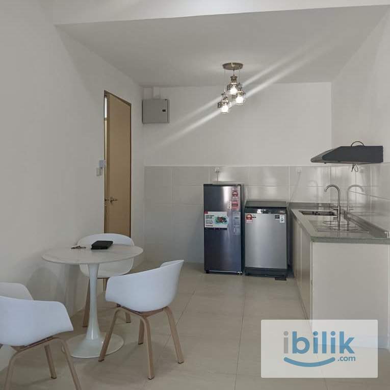 Room For Rent @ Kenny Hill  - Image 3