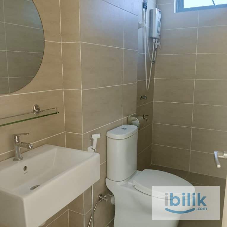 Room For Rent @ Kenny Hill  - Image 4