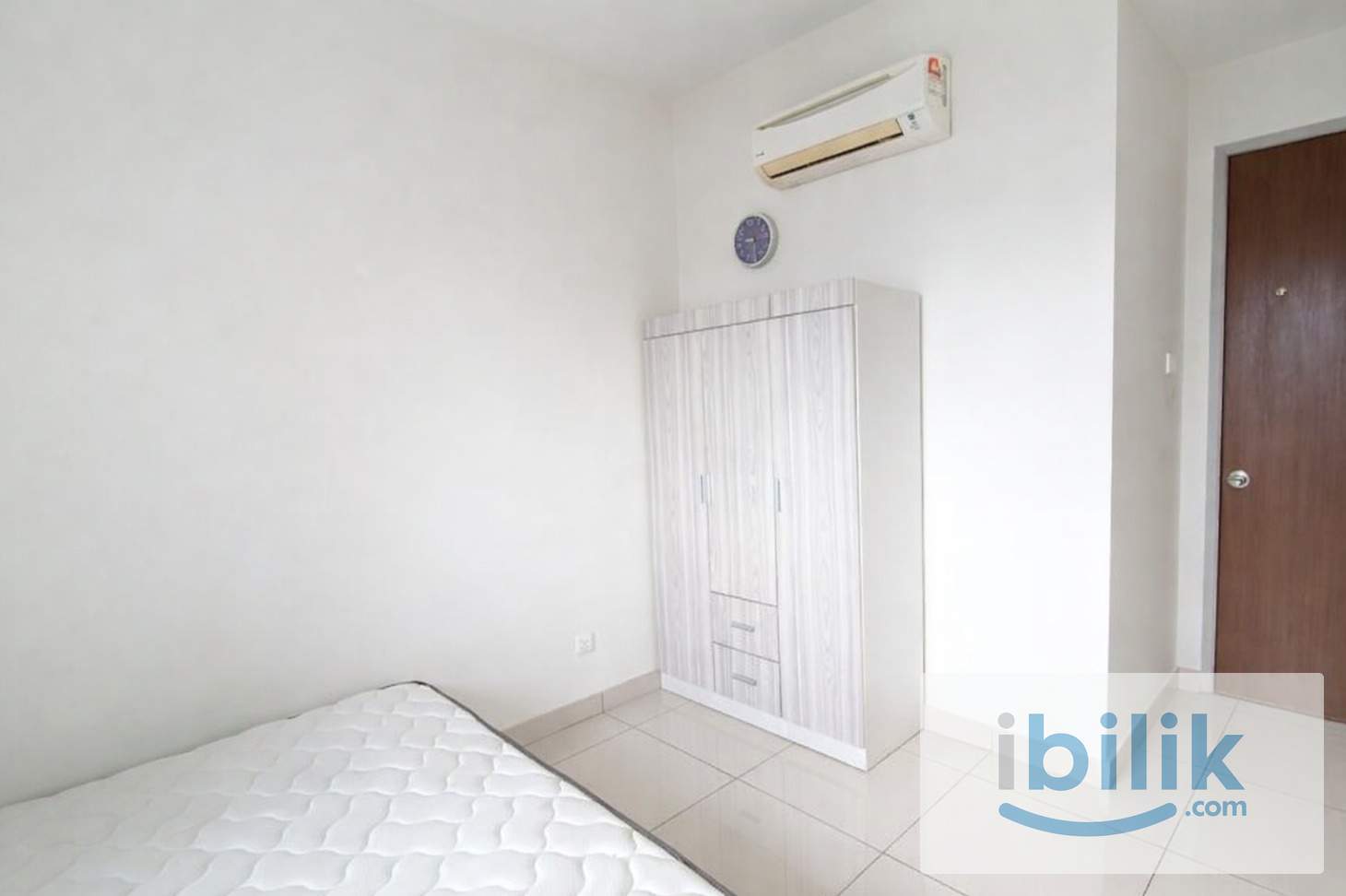 Room for rent (5mins walk to MRT TMN PERTAMA - Image 1