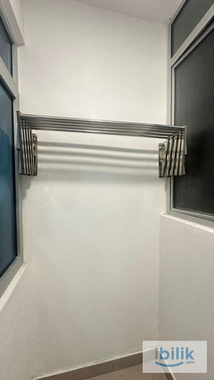 Small Room  - Image 3