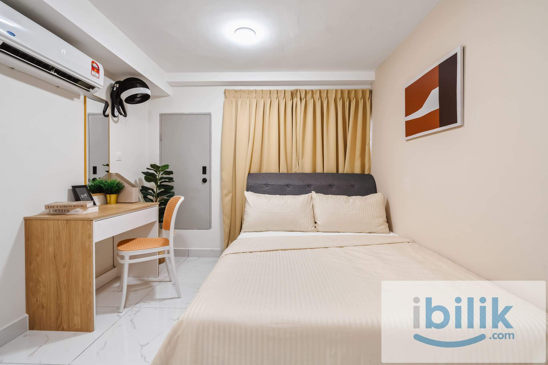 Master Bedroom - Image 1