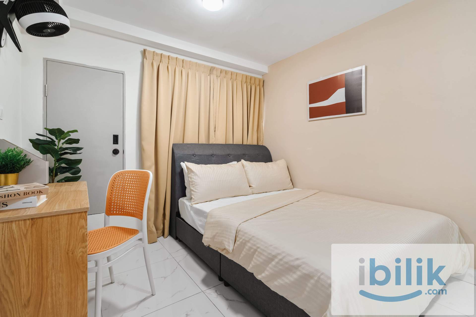 Master Bedroom - Image 3