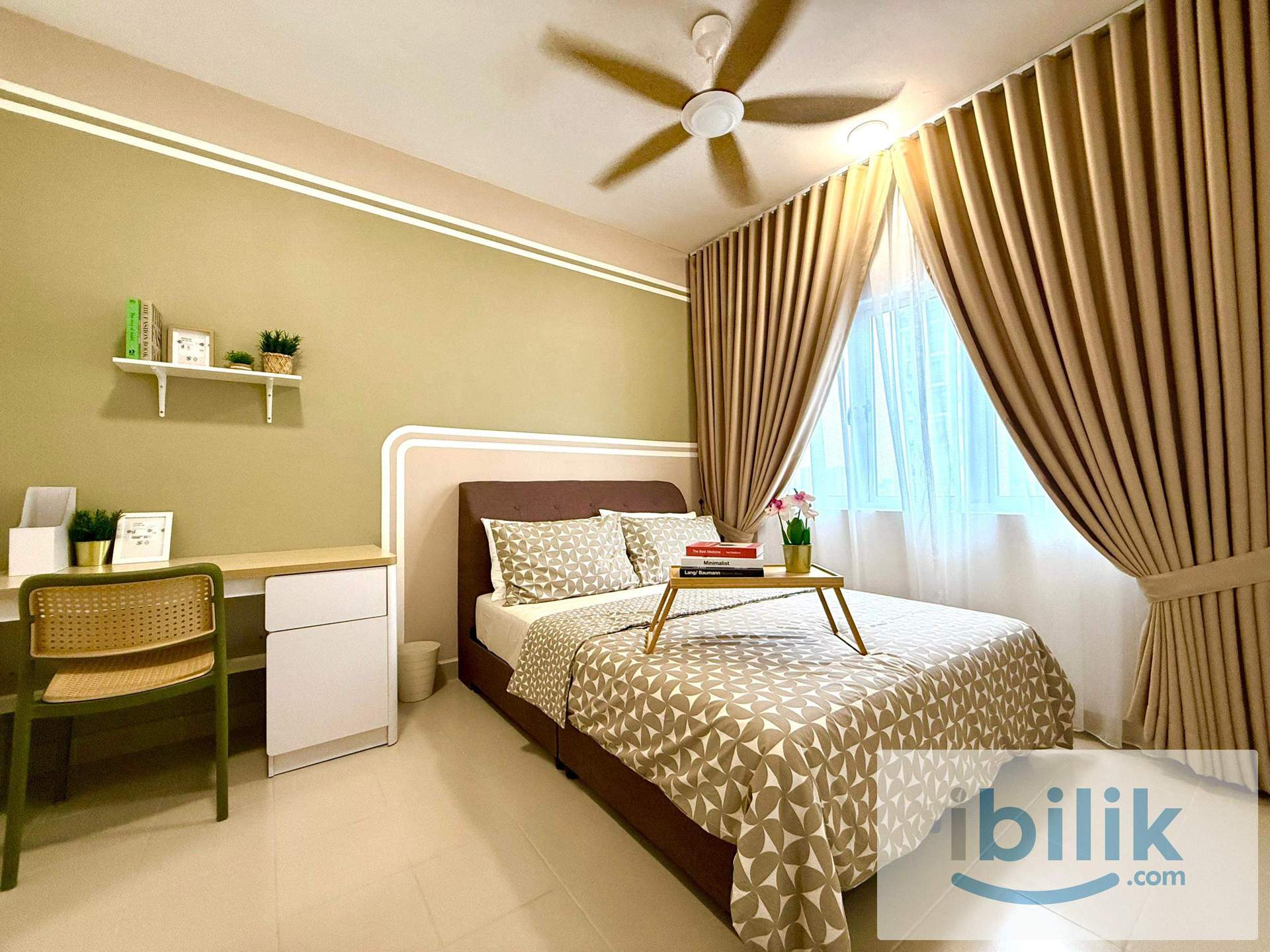 Master Bedroom - Image 5