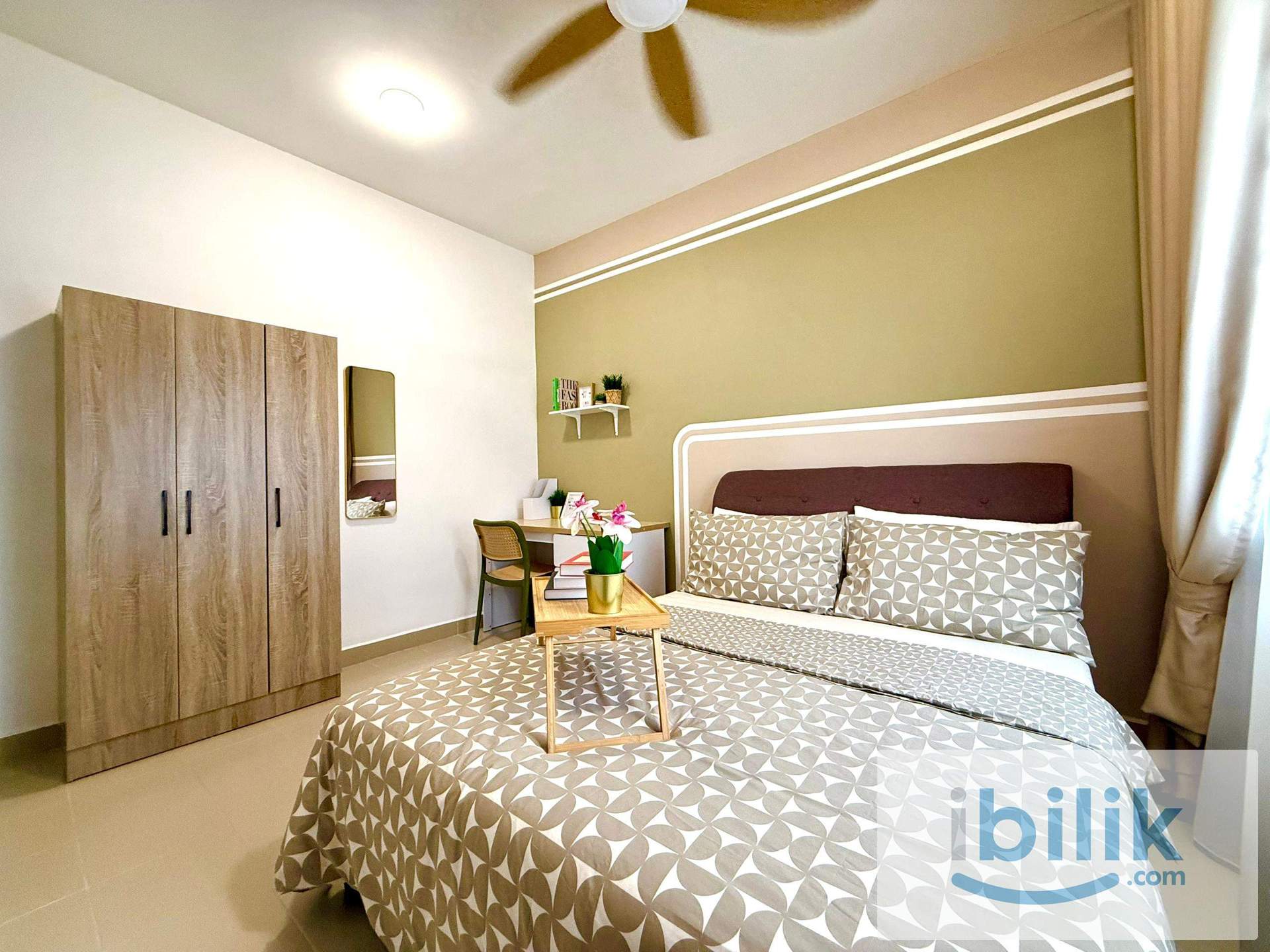 Master Bedroom - Image 1