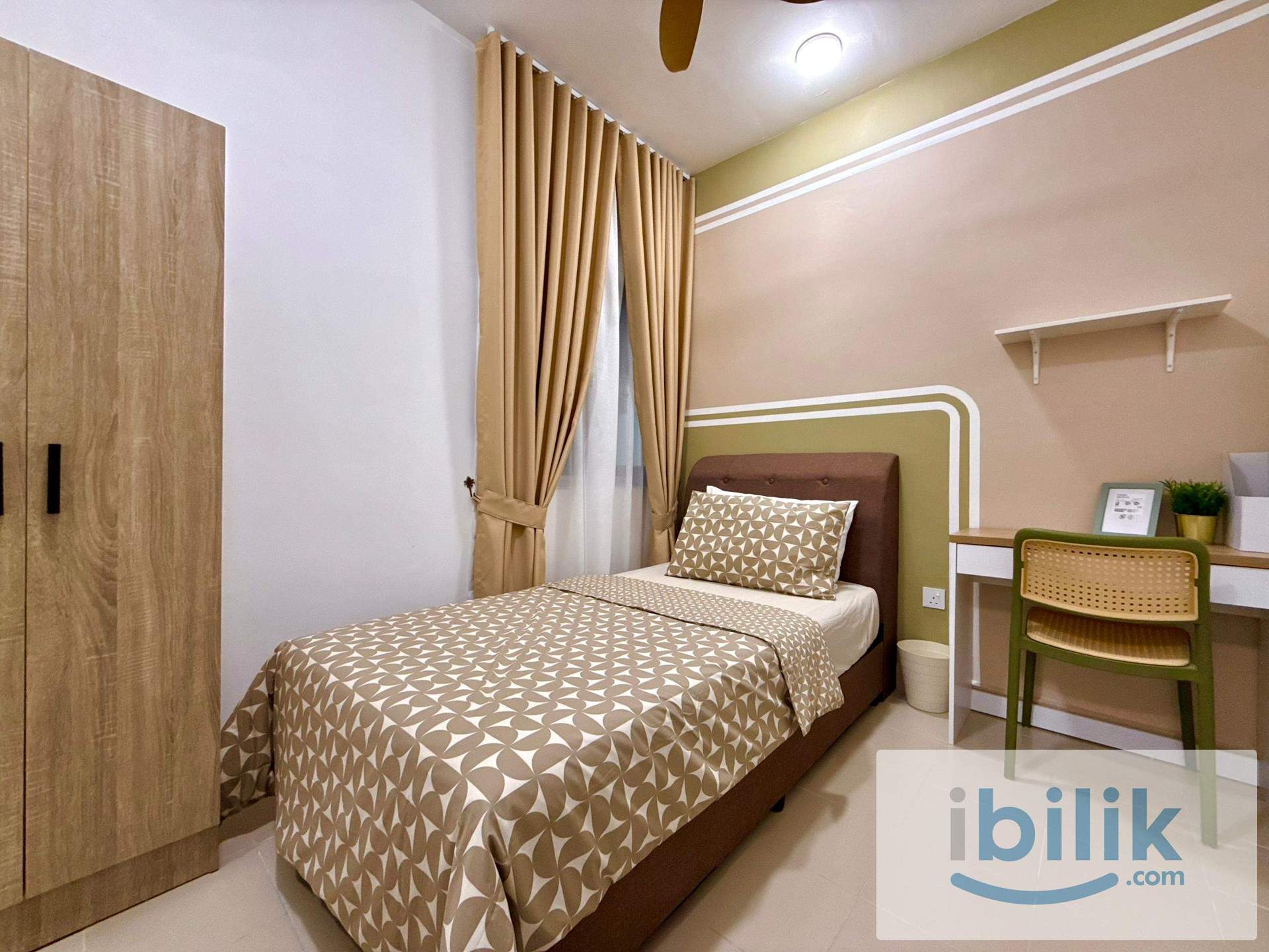 Small Bedroom  - Image 3