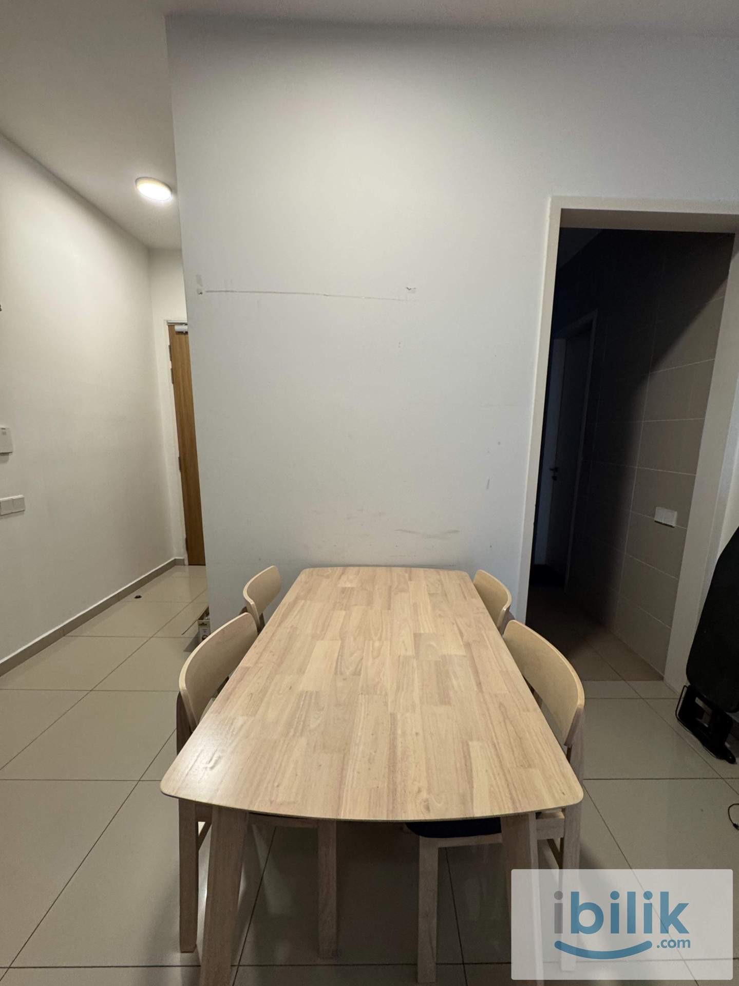 Master Room - Image 2