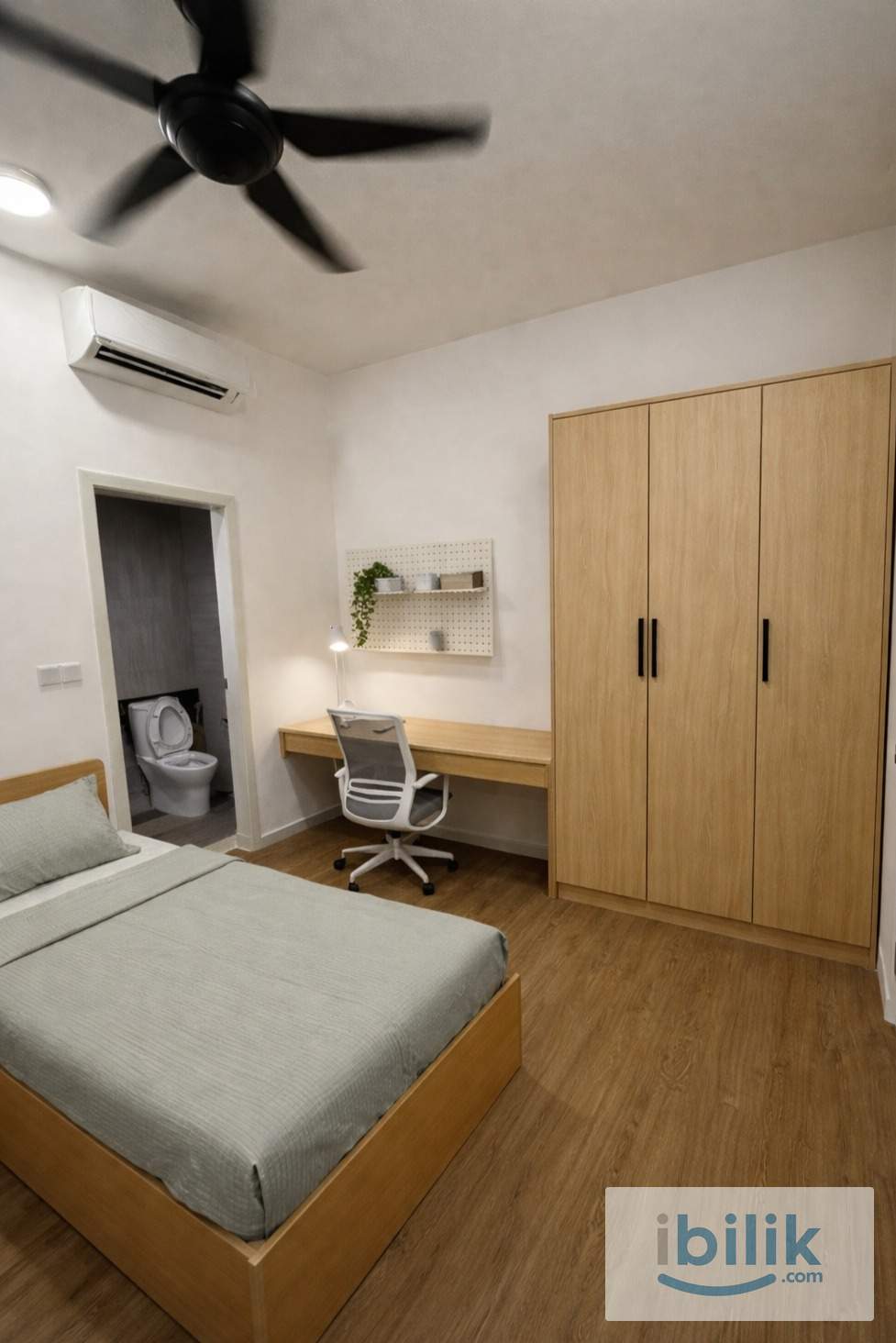 Room - Image 1
