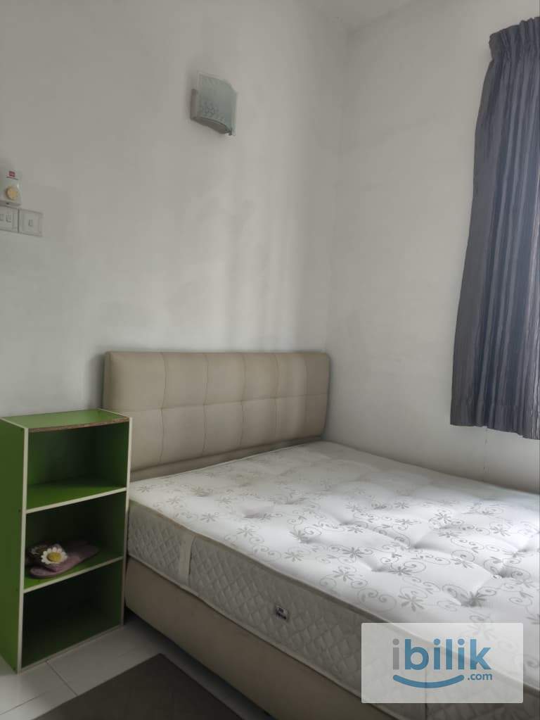 Medium Room at Casa Tiara, Subang Jaya SS16 - Image 3