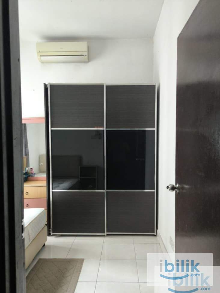 Medium Room at Casa Tiara, Subang Jaya SS16 - Image 4