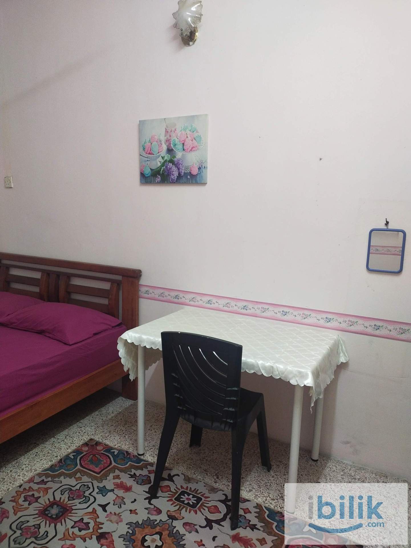 Middle Room - Image 2