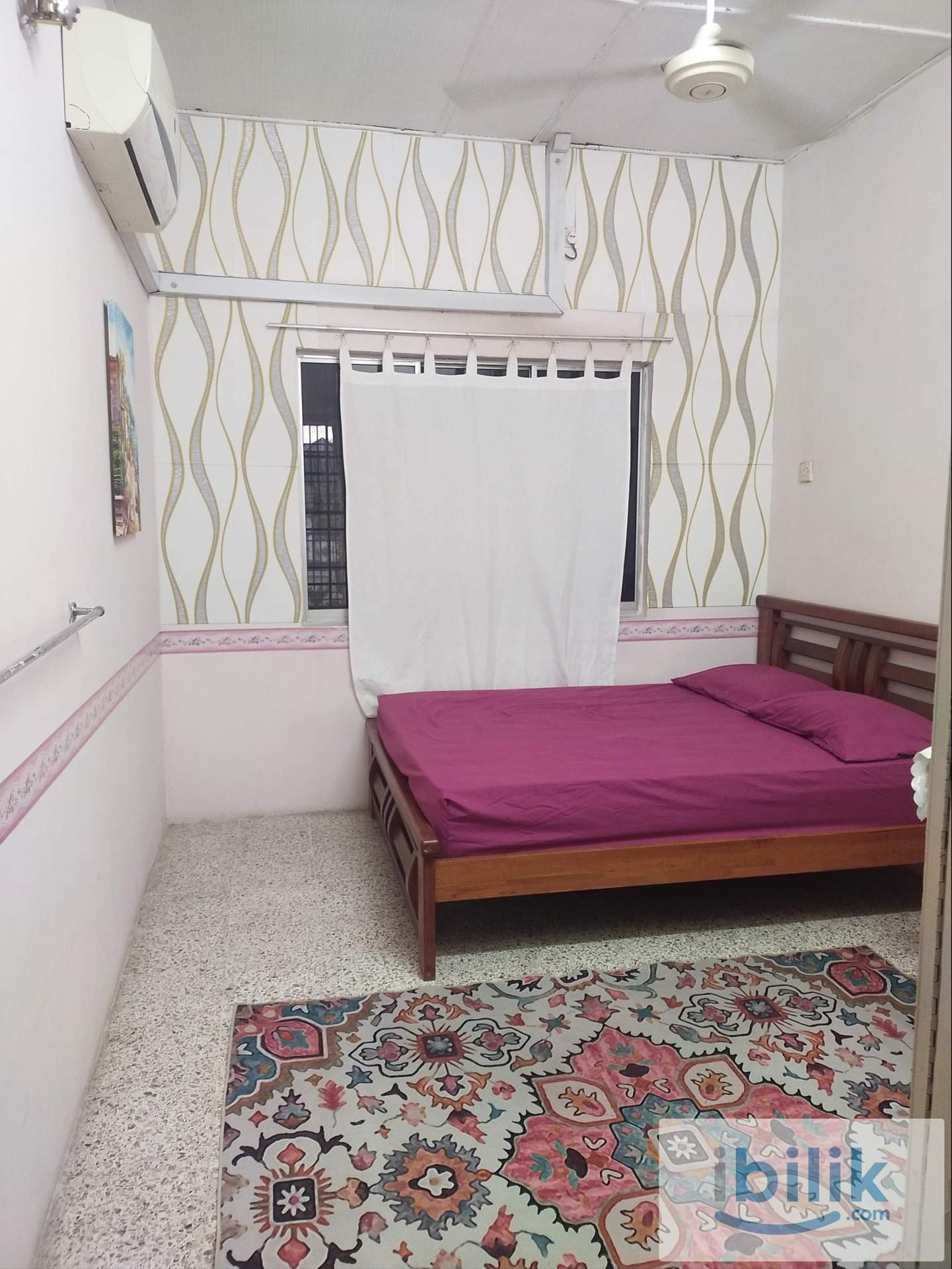 Middle Room - Image 1