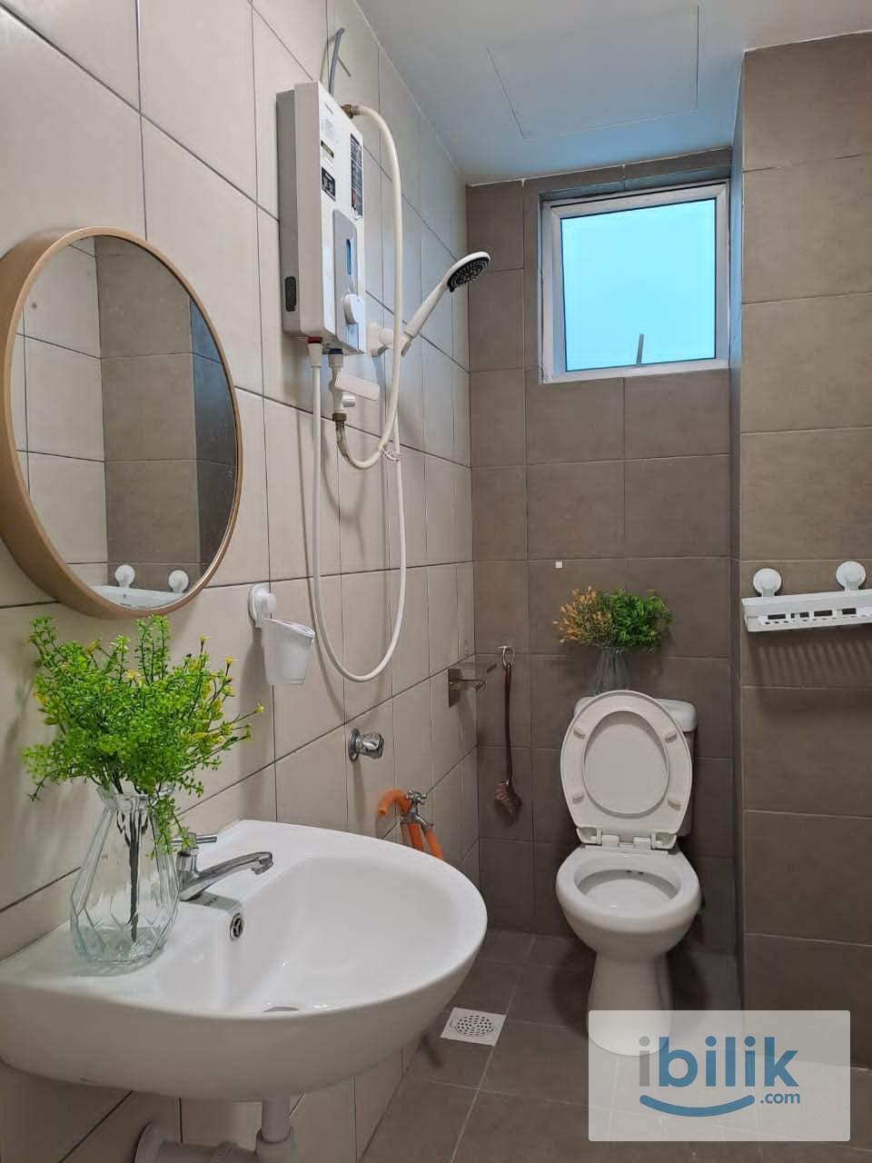 =Limited Unit=Master Bedroom for rent at Platinum Oug residence  - Image 2