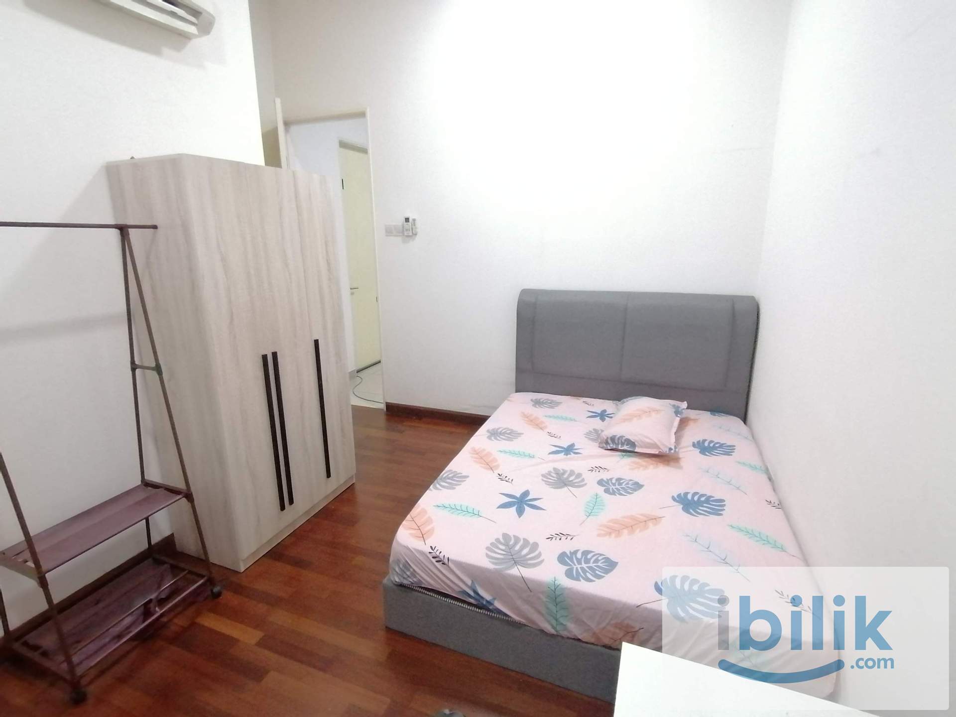 ==Prefer Chinese==Master Room for Rent at👉Sri Petaling  - Image 2