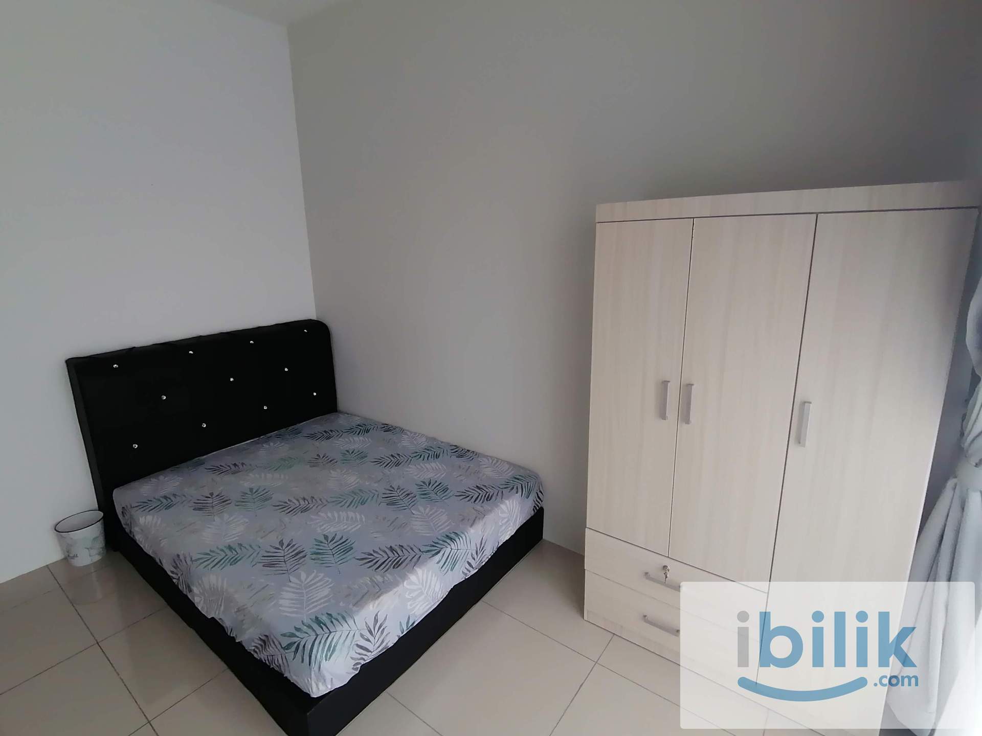 ==Prefer Chinese==Balcony Bedroom for rent at platinum oug residence  - Image 2