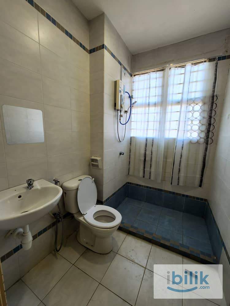 🔥RAYA PROMO🔥ZERO DEPOSIT Room at Kota Kemuning Bayu - Image 1