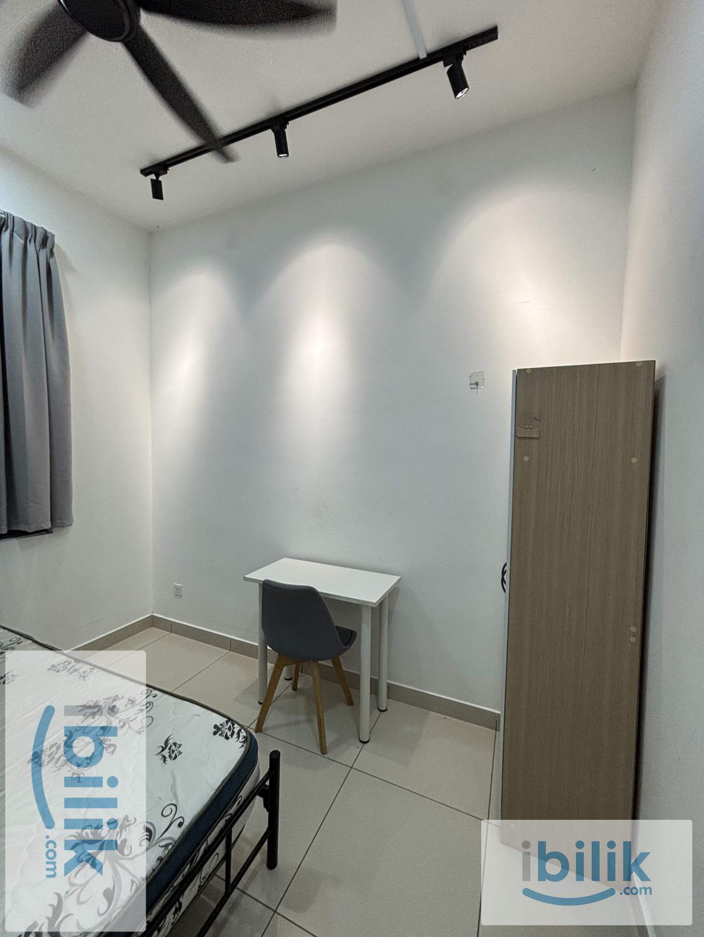 Spacious Middle Room | 5 mins to Sunway pyramid | 10mins to Subang  - Image 2