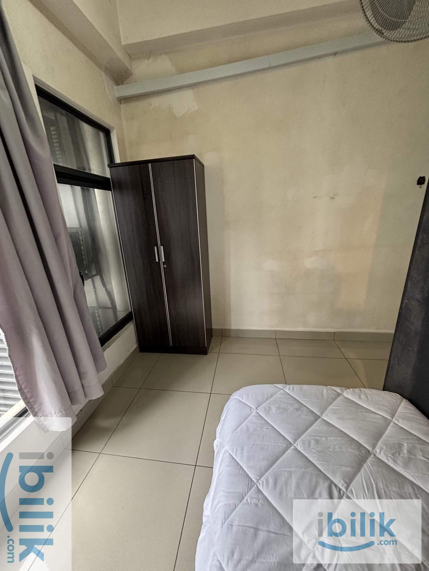 Window Single Room | Glenmarie | 5 min 🚶🏻to UOWM  - Image 3
