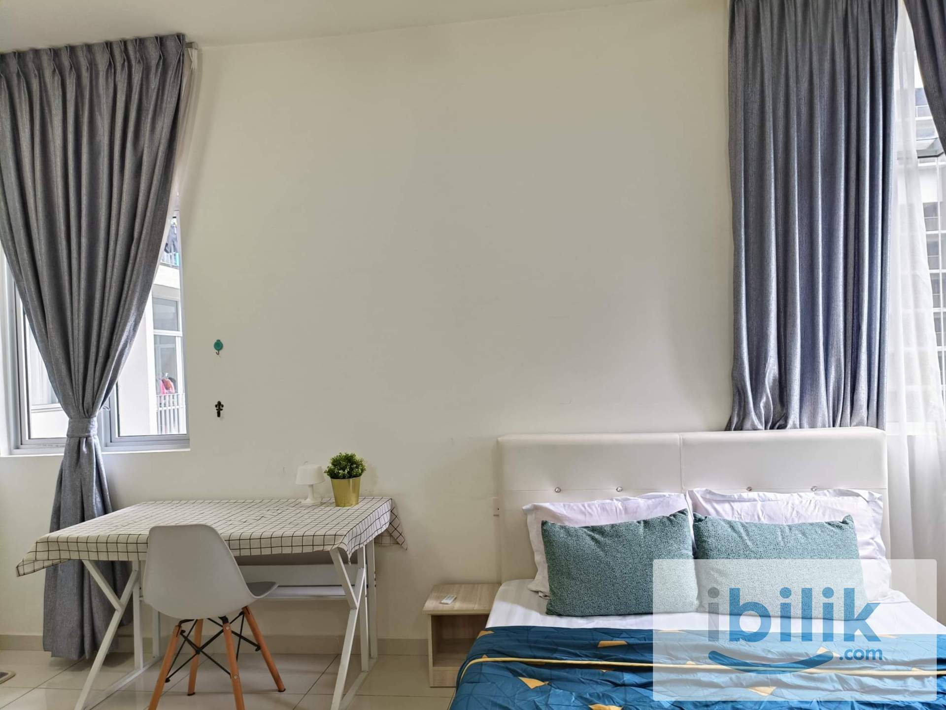 FULLY FURNISHED ready to move in !!! - Image 1