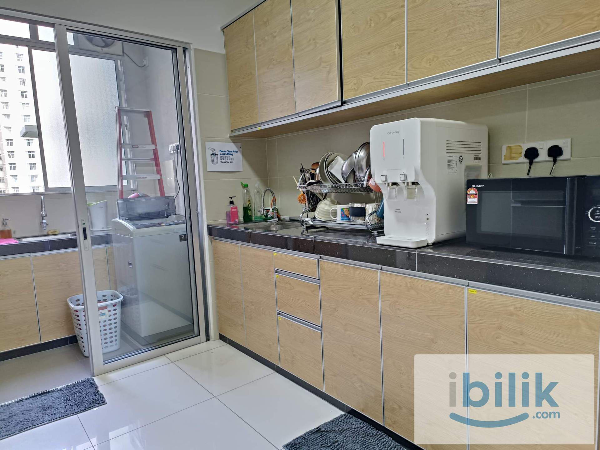 Small Room for Rent! FULLY FURNISHED ready to move in! - Image 6