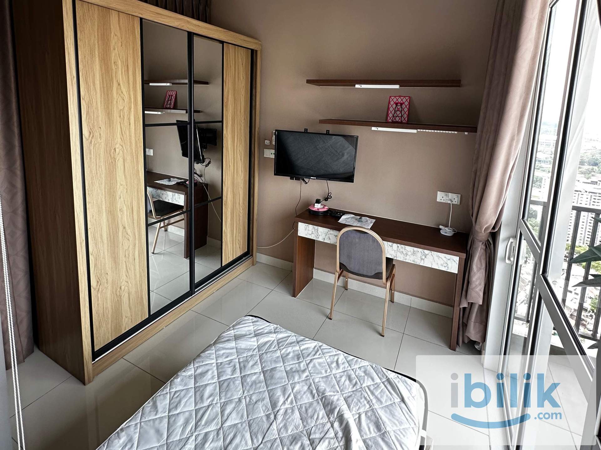Female designed balcony room @ Sri petaling - Image 2