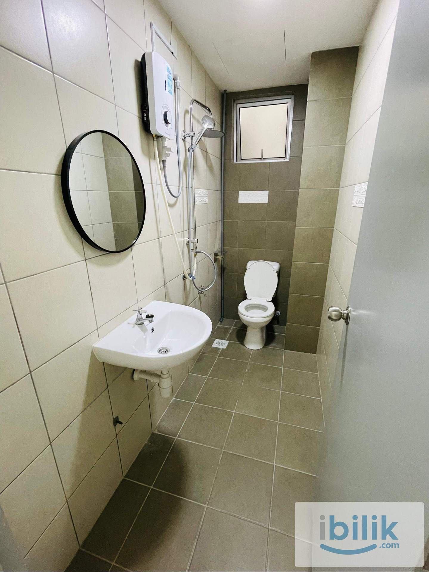 Platinum OUG, Bukit Jalil (Master Room)📍 Walking Distance to LRT Muhibbah Station 🚄 - Image 2
