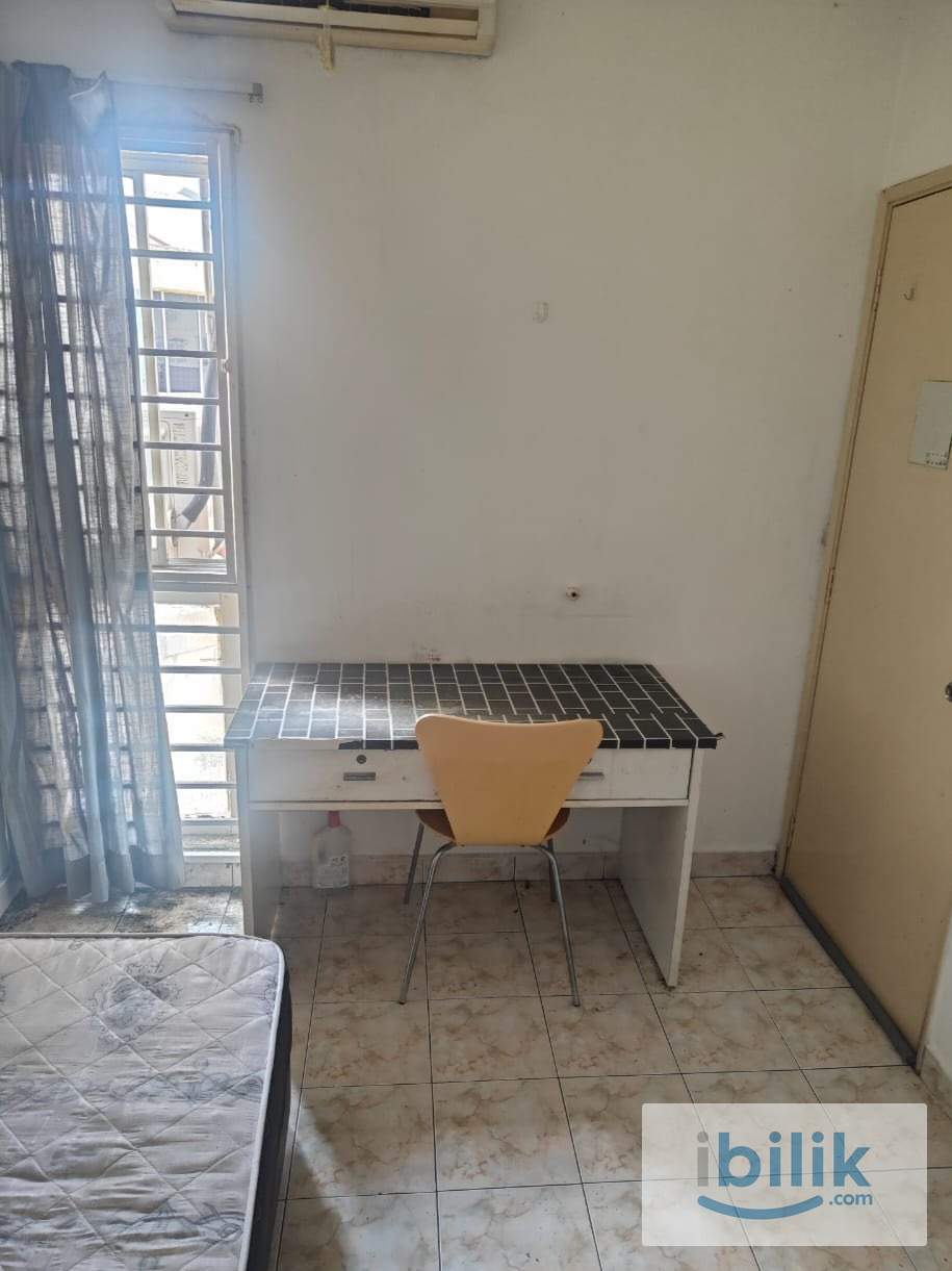 [1 Minutes Walking Distance to INTI Unvirsity - SS 15] Medium Room - Image 1