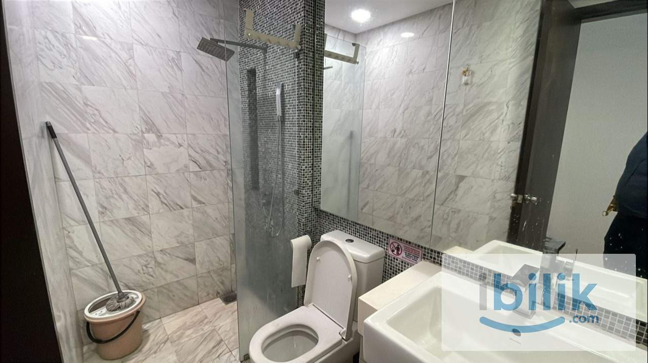 Fully Furnished Apartment with  Lagoon Park View - Image 7