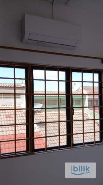 Kuala Lumpur Cheras Utama Medium Room with Attached Toilet - Image 2