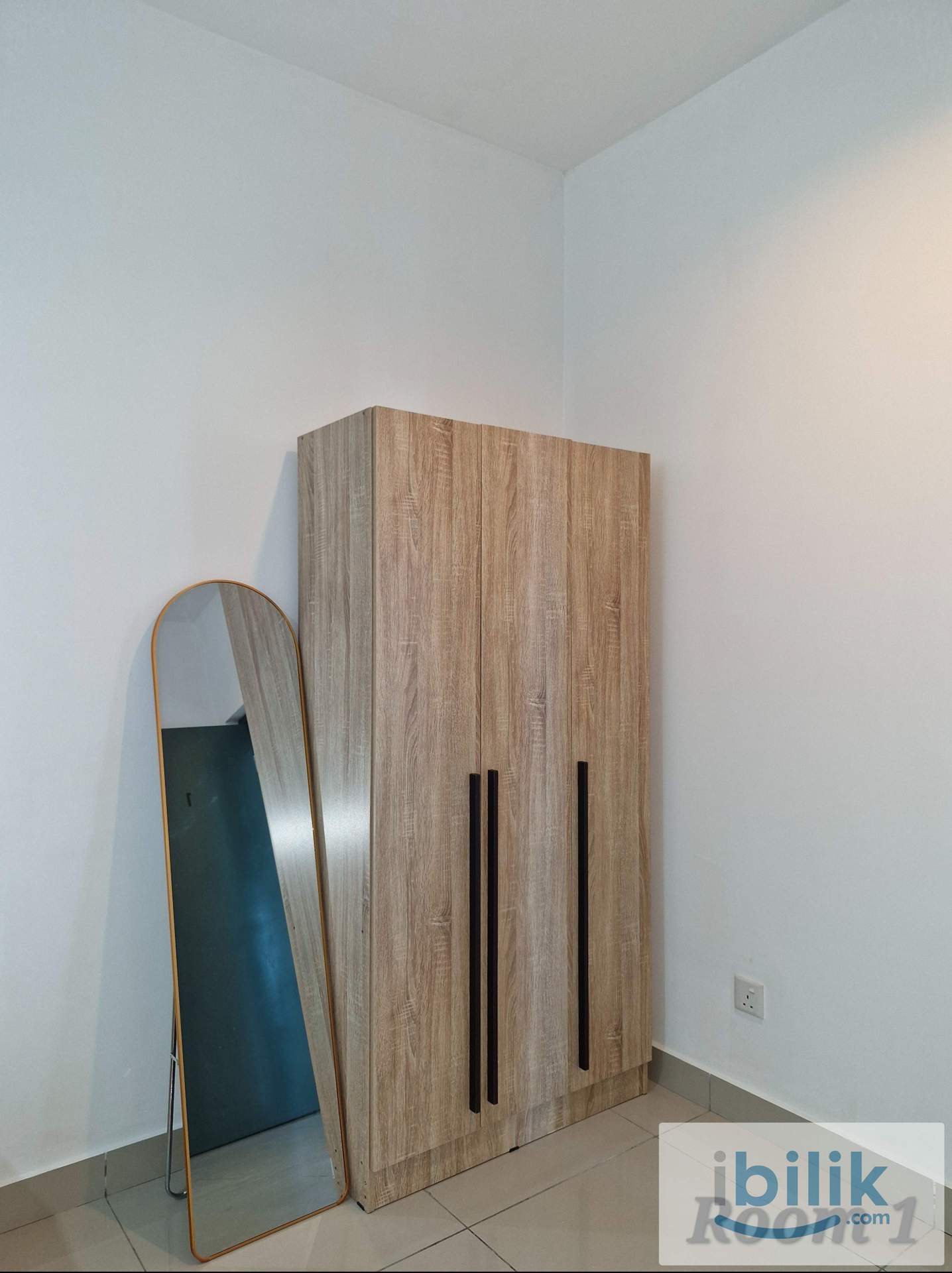 Room for Rent - Image 4