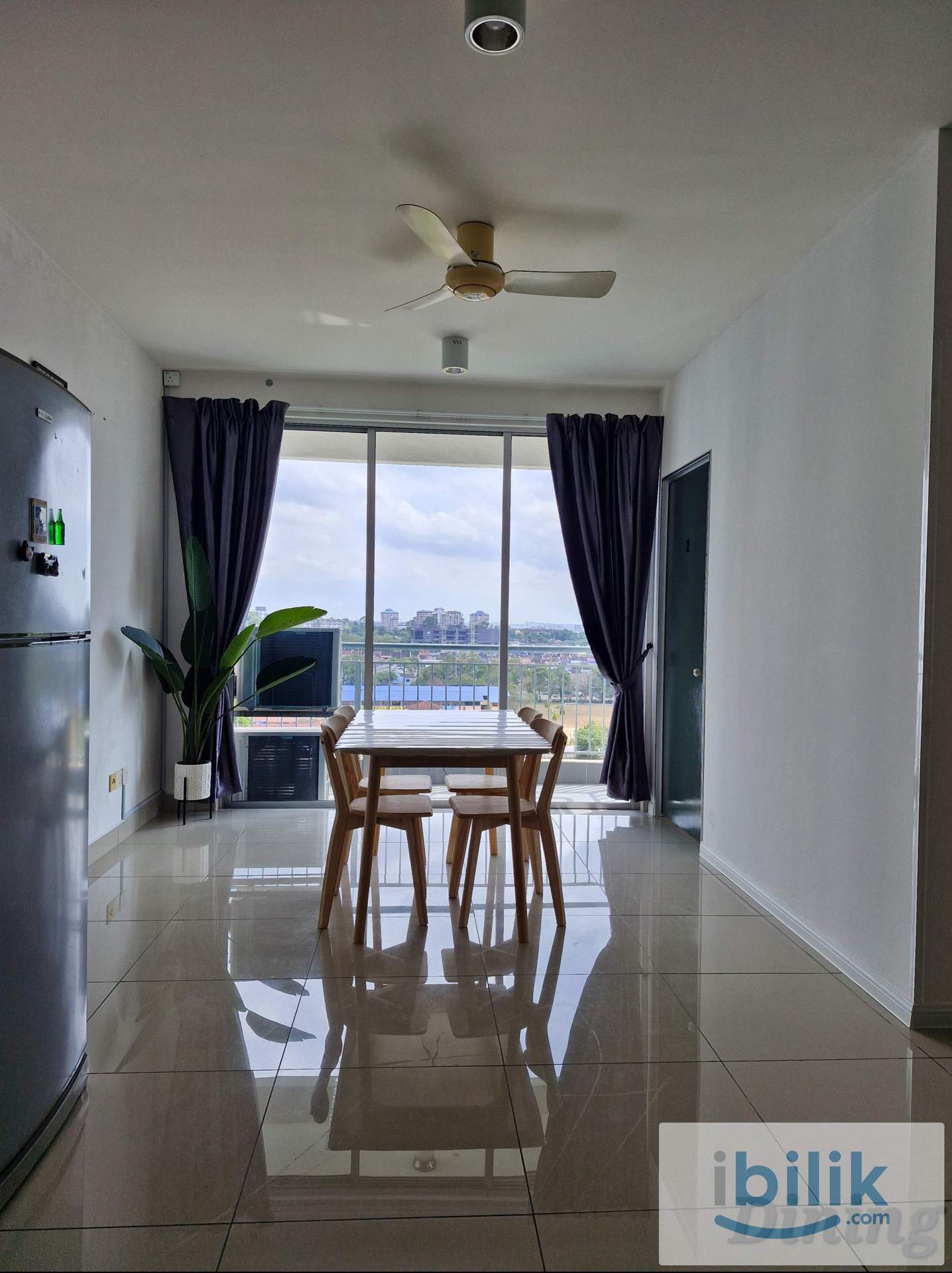 Room for Rent - Image 7