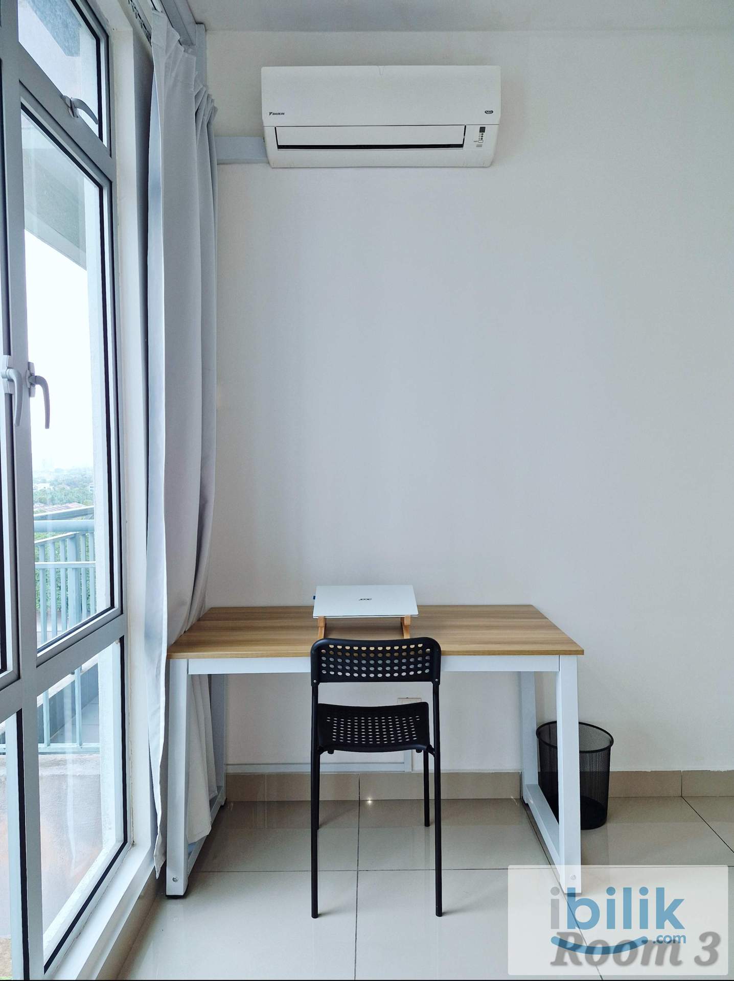 Room for Rent - Image 3