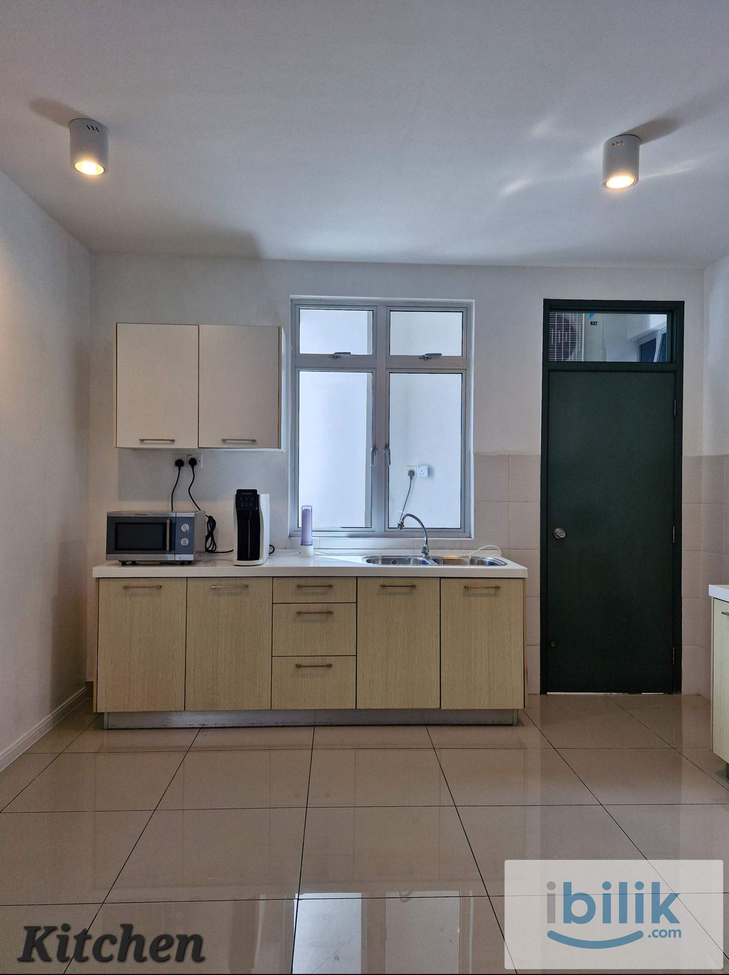 Room for Rent - Image 8
